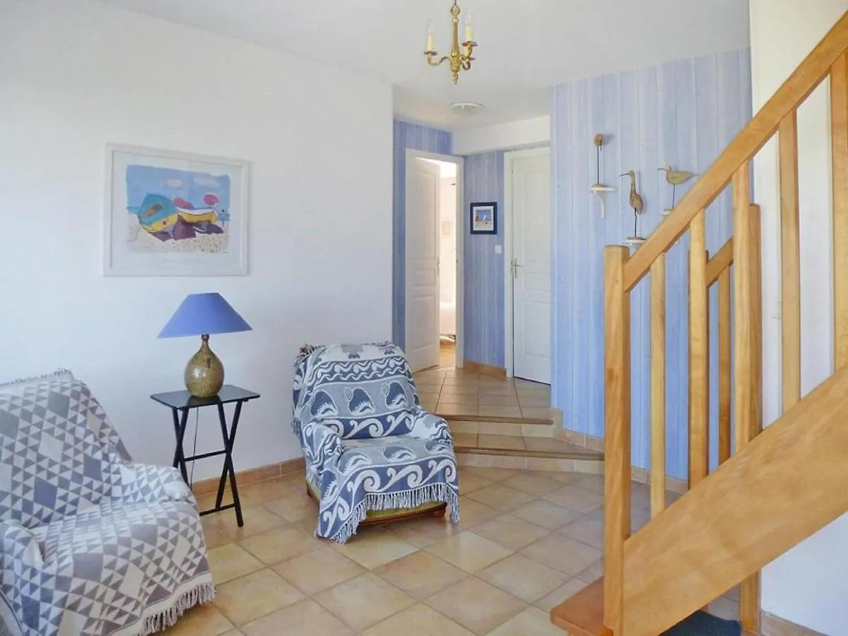 Comfortable Holiday Home With Fantastic Sea View Pordic