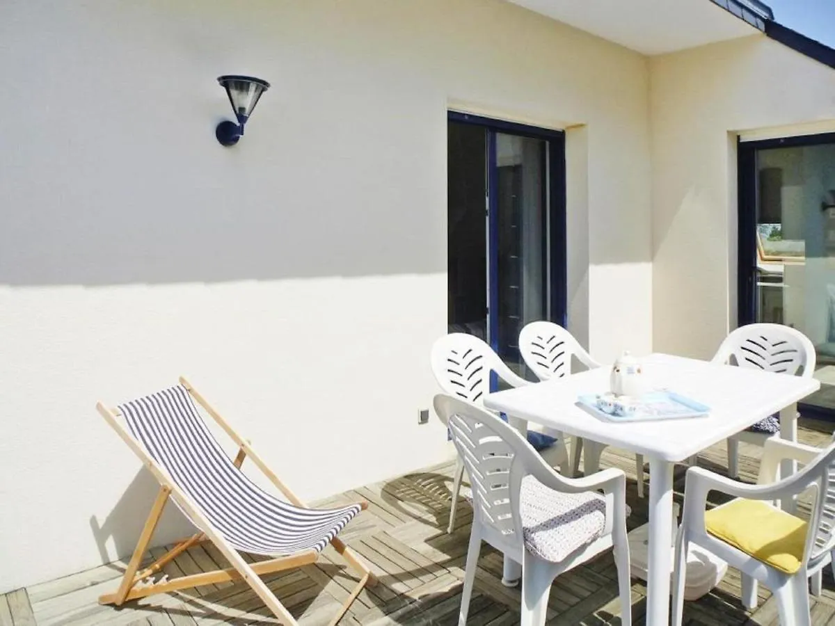 Comfortable Holiday Home With Fantastic Sea View Pordic