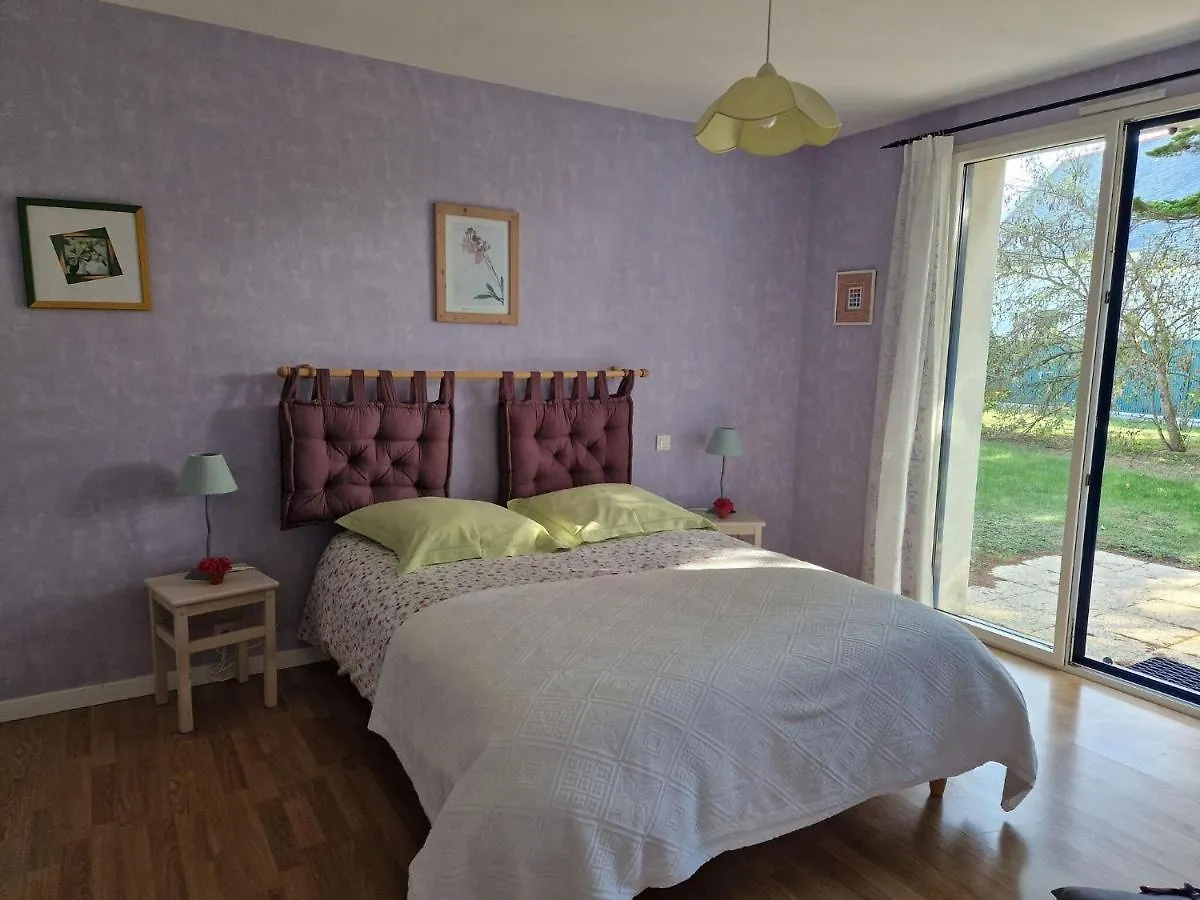 Comfortable Holiday Home With Fantastic Sea View Pordic